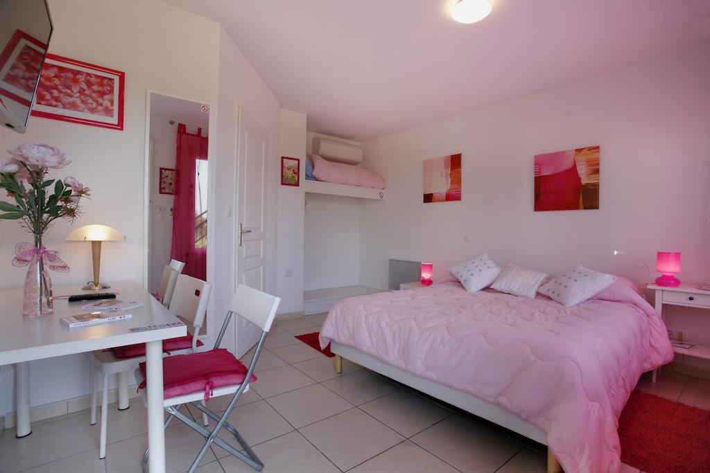 Logis Hôtel Corintel Bordeaux Est Tresses Buitenkant foto